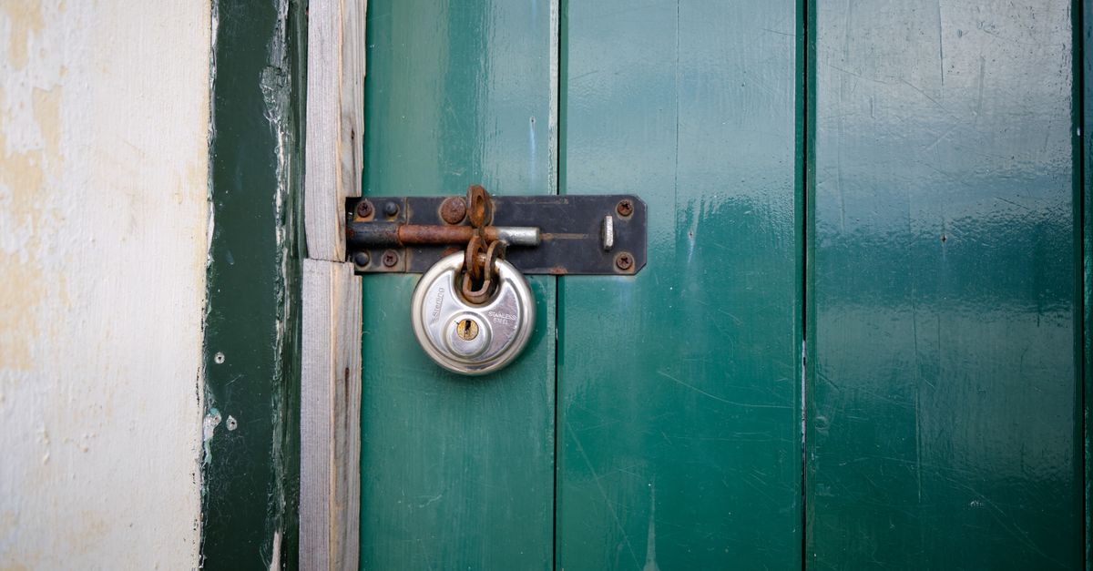 front door lock key — New Smyrna Beach Locksmith
