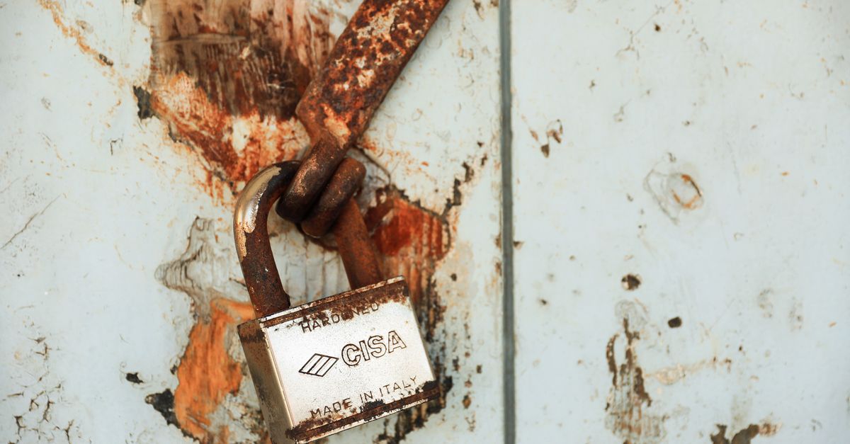 front door lock key — New Smyrna Beach Locksmith